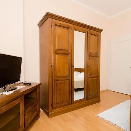 Mirna Apartment