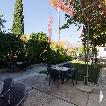 Apartment Mirna *